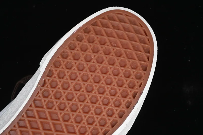 All categories Vans Vans series Vans Low Vans low-top Vans Knu Skool Vans low-top retro casual vulcanized bread shoes VN000CS0DFN